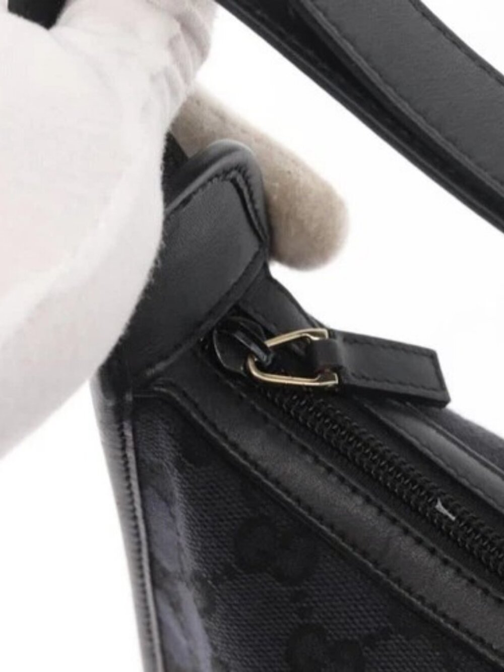 GUCCI GG Canvas Shoulder Bag Black Silver 001 - Picture 10 of 16